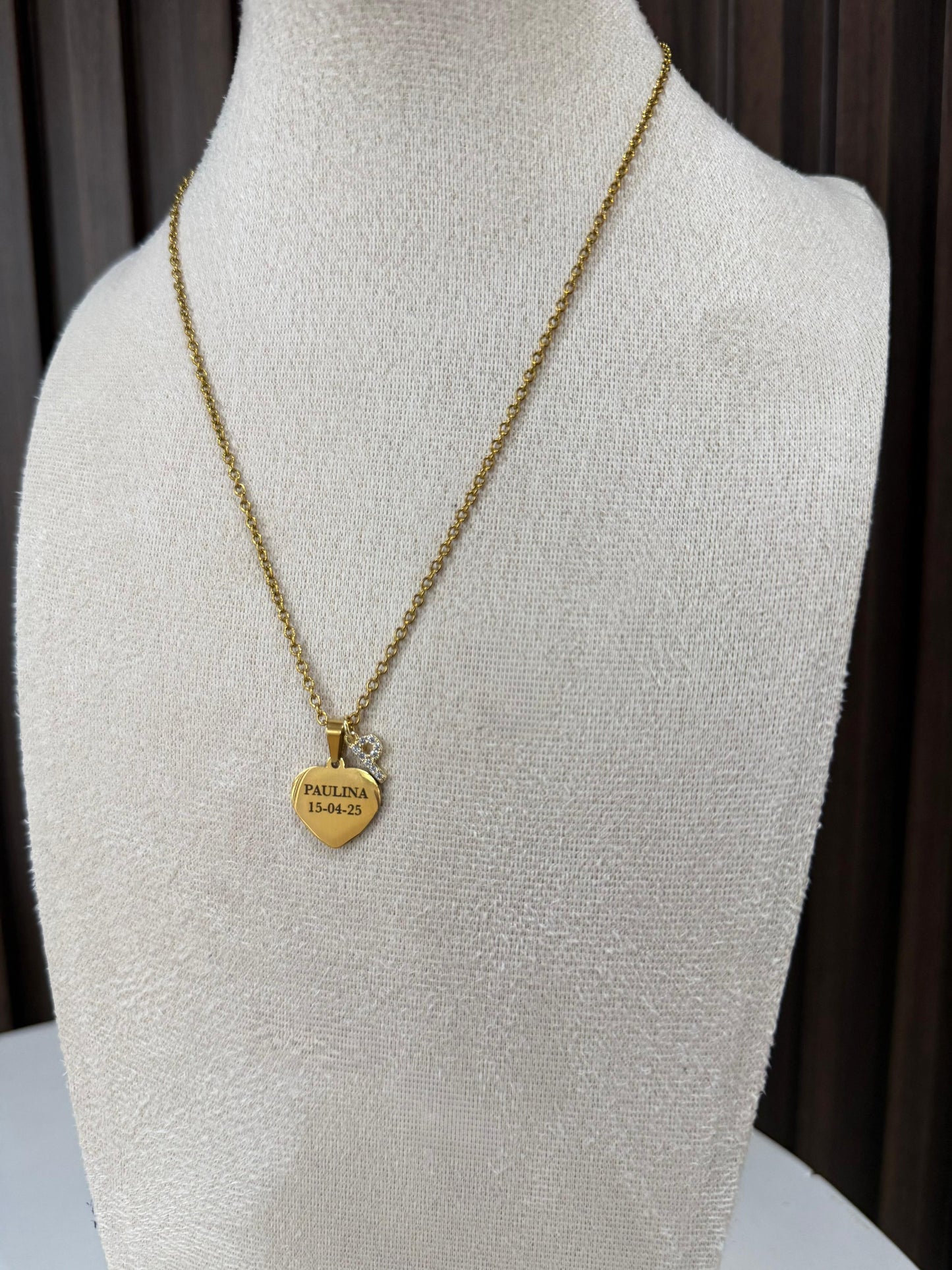 COLLAR DIJE CORAZÓN CHICO